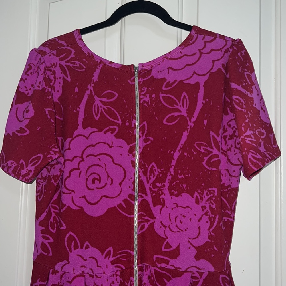 Dress - Picture 11 of 15